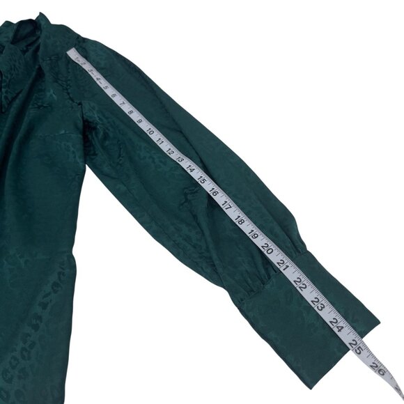 Investments Womens XL Green Leopard Print Satin Blouse Bow Tie Neck/Gold Button - Picture 6 of 12